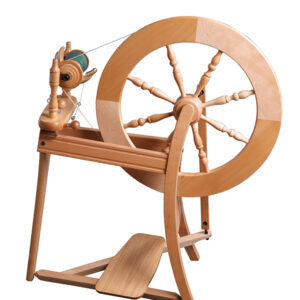 ASHFORD TRADITIONAL SINGLE DRIVE SPINNING WHEEL LACQUERED